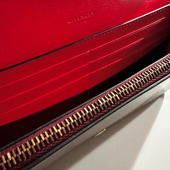 Givenchy envelope clutch / wallet on chain NWT - Picture 8 of 13